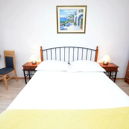 Alida Apartamento *